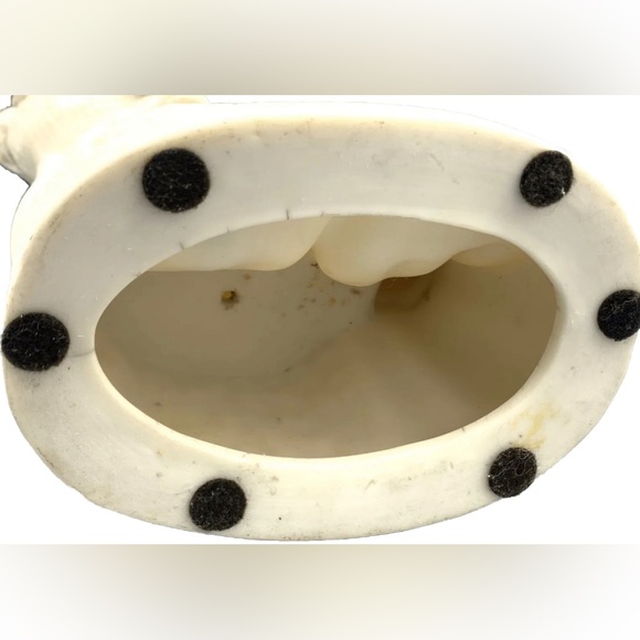 JW754 13.5” tall Antique Bisque Porcelain Girl holding Basket Statue Marked - Picture 8 of 12